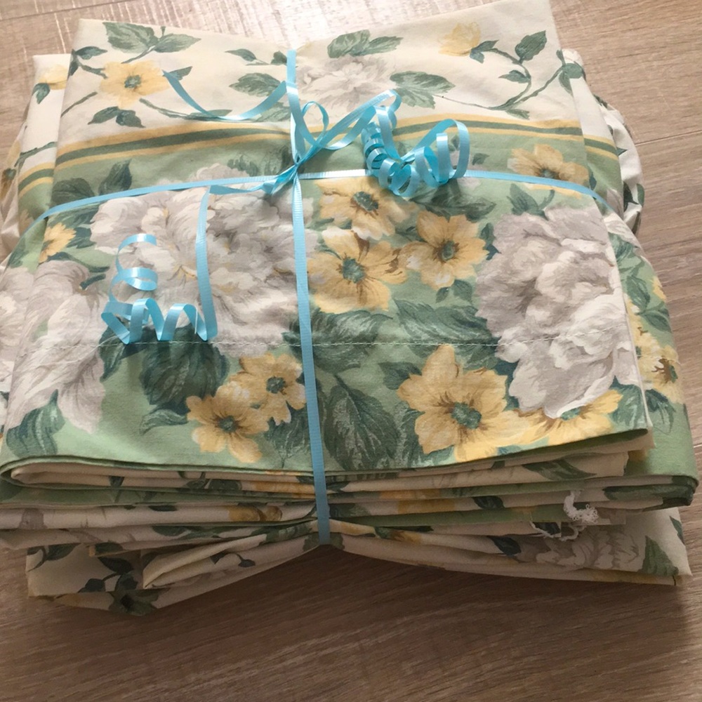 Vintage twin size bed sheets